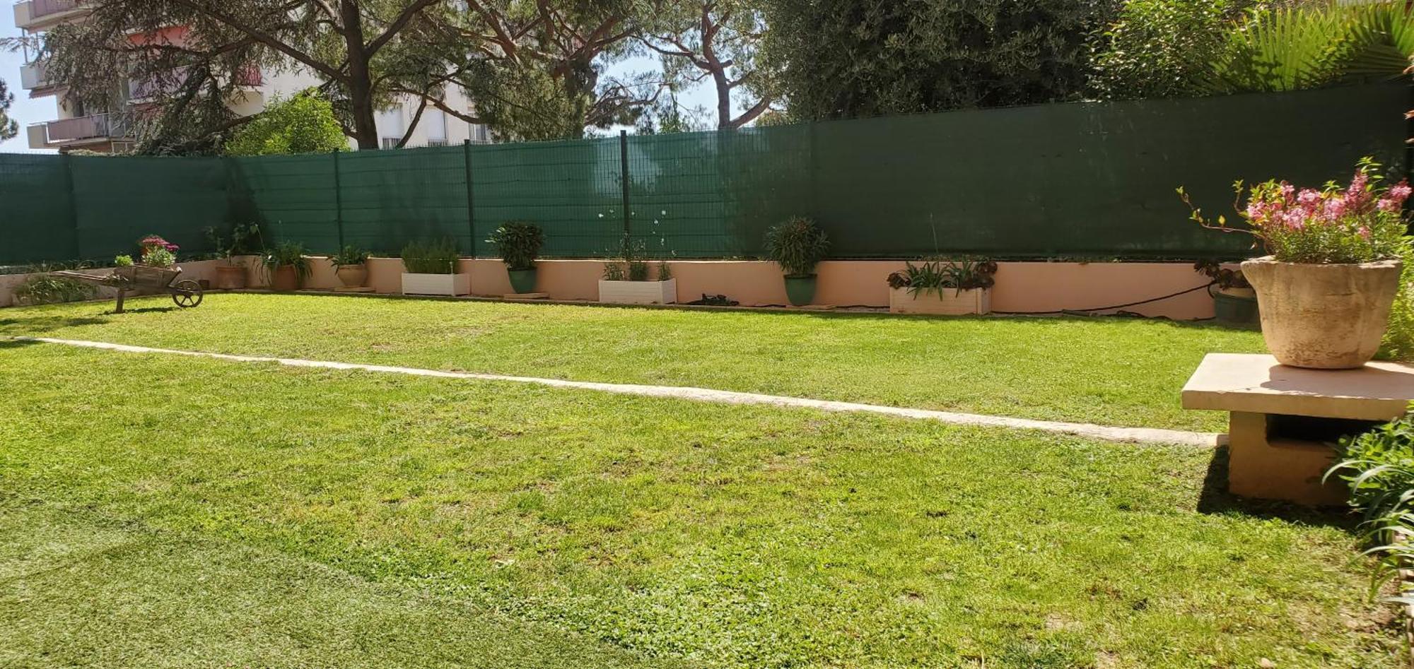 Superbe Rez de Jardin dans résidence au calme Niza Exterior foto